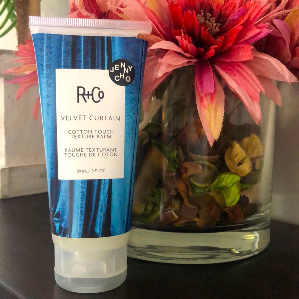R+CO Velvet Curtain Cotton Touch Texture Balm for Hair